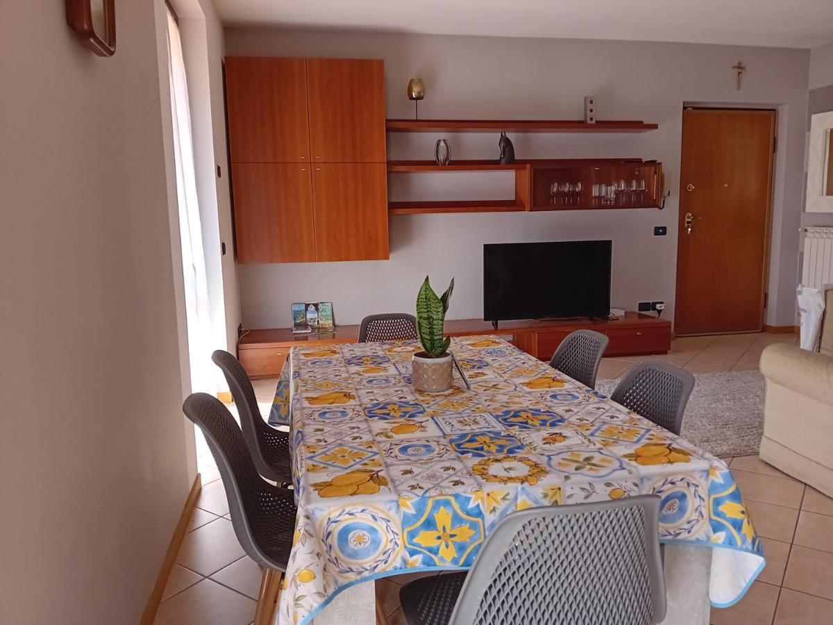 Casa Adela Apartment Desenzano del Garda Luaran gambar