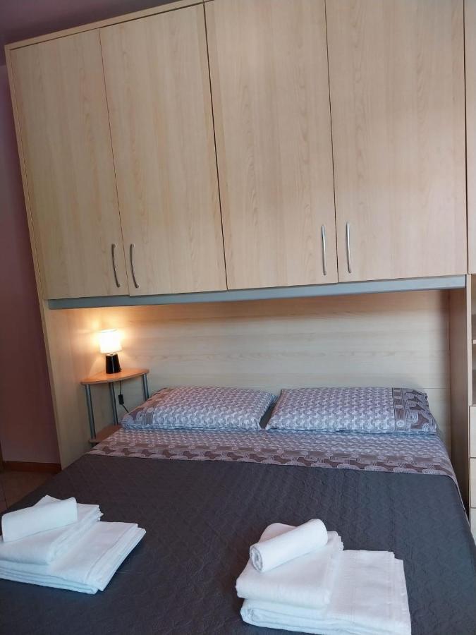 Casa Adela Apartment Desenzano del Garda Luaran gambar