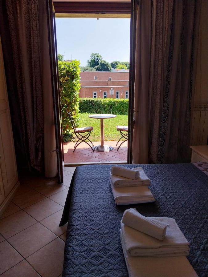 Casa Adela Apartment Desenzano del Garda Luaran gambar