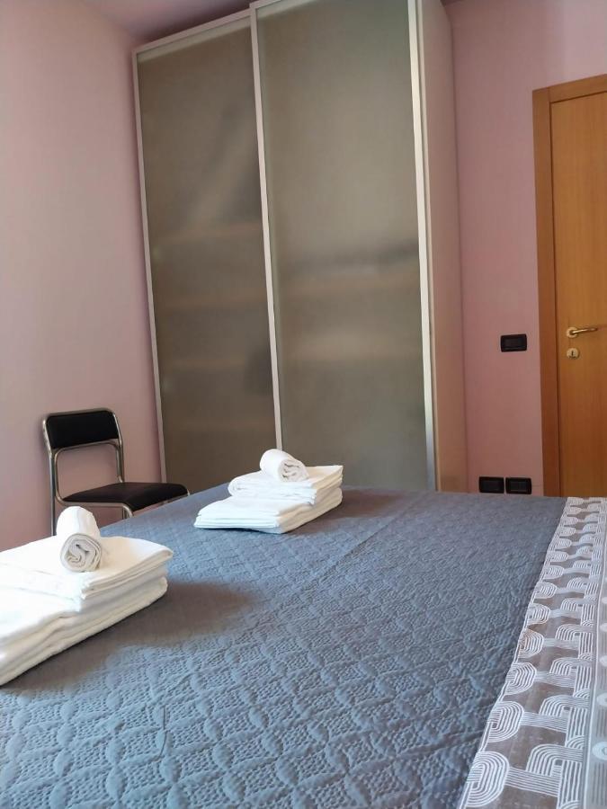 Casa Adela Apartment Desenzano del Garda Luaran gambar